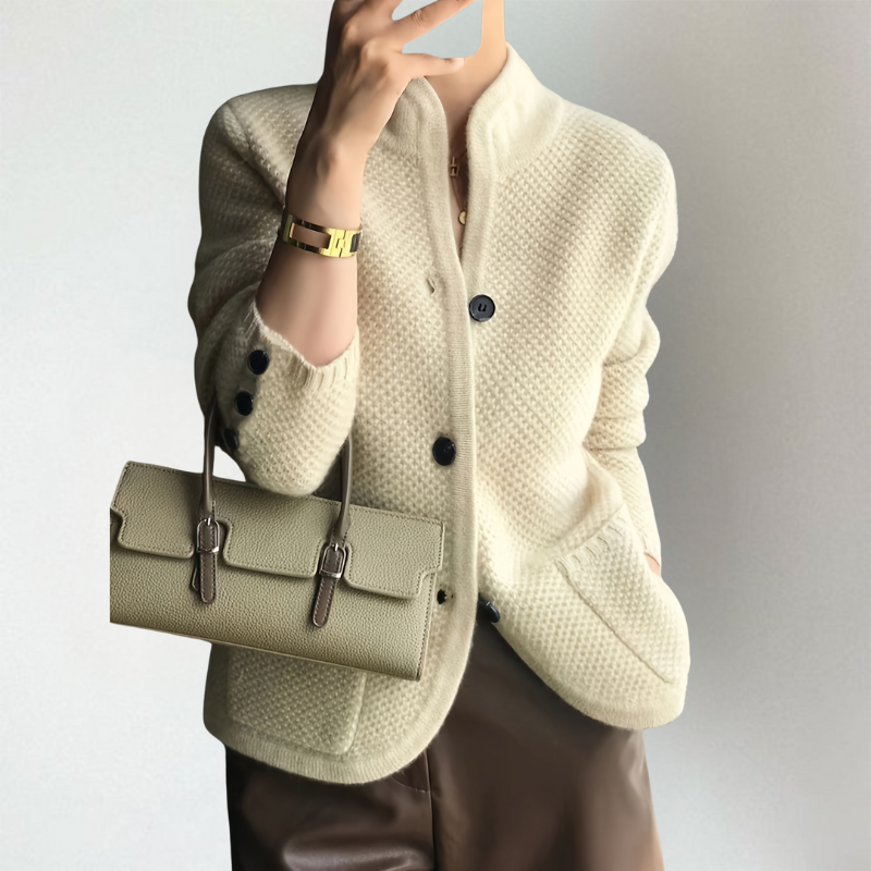 Brigitte | Stilvolle Strickjacke