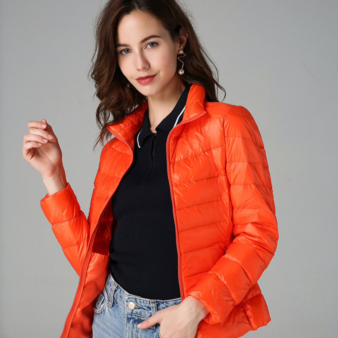 Amaris | Ultraleichte Daunenjacke aus weißer Entendaune