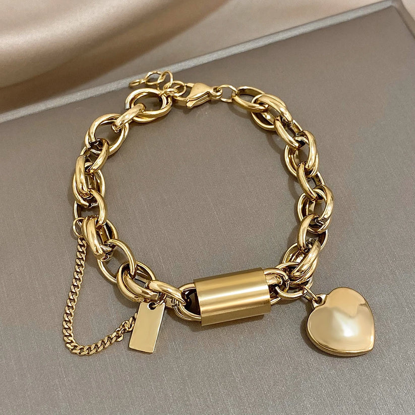 Chunky Hearted Armband | Gold