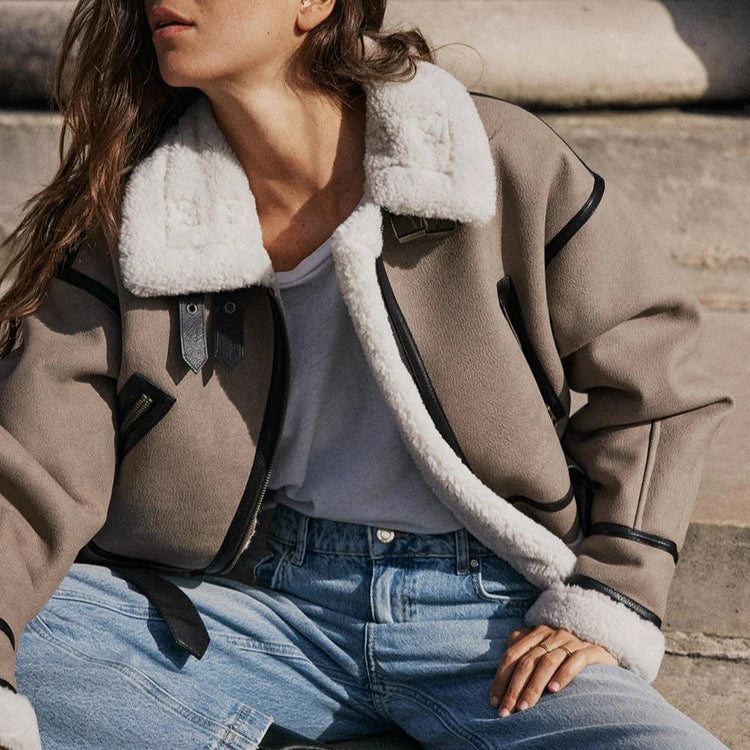 Mika München | Vielseitige khakifarbene Lederjacke