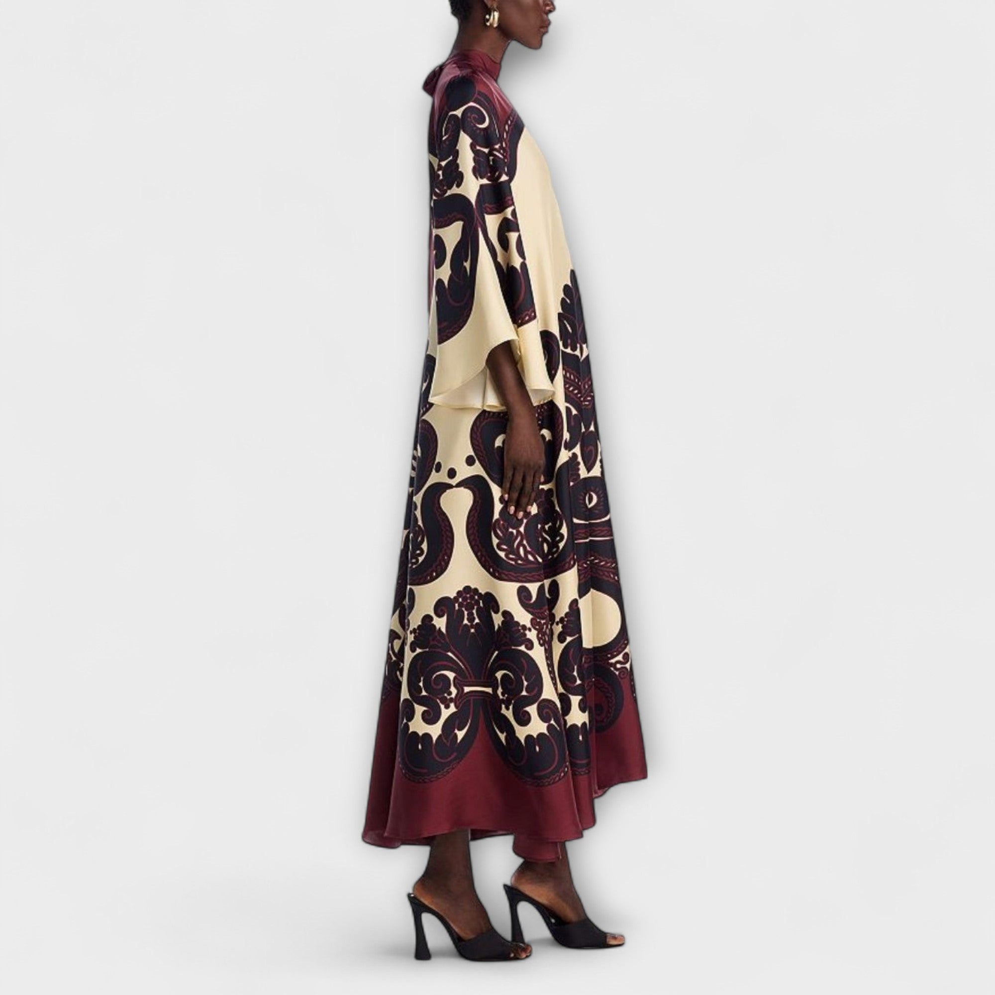 Aurora - Atemhaftes Grenadilla-Print Maxikleid für mühelose Eleganz