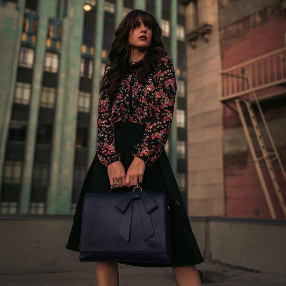 Bernadette – Umhängetasche mit Schleifen