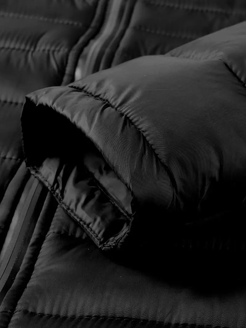 Andřej – Elegante Herrenjacke mit Kapuze