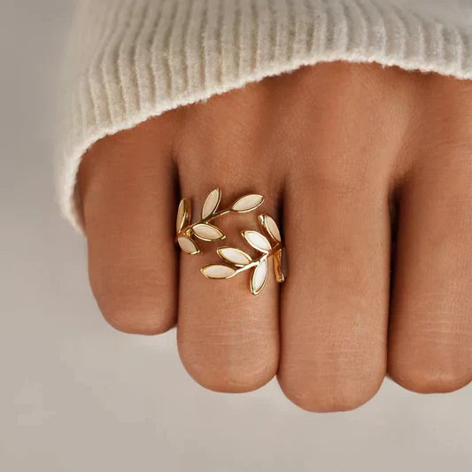 MELISSA LUNARE | LICHTREFLEXE RING