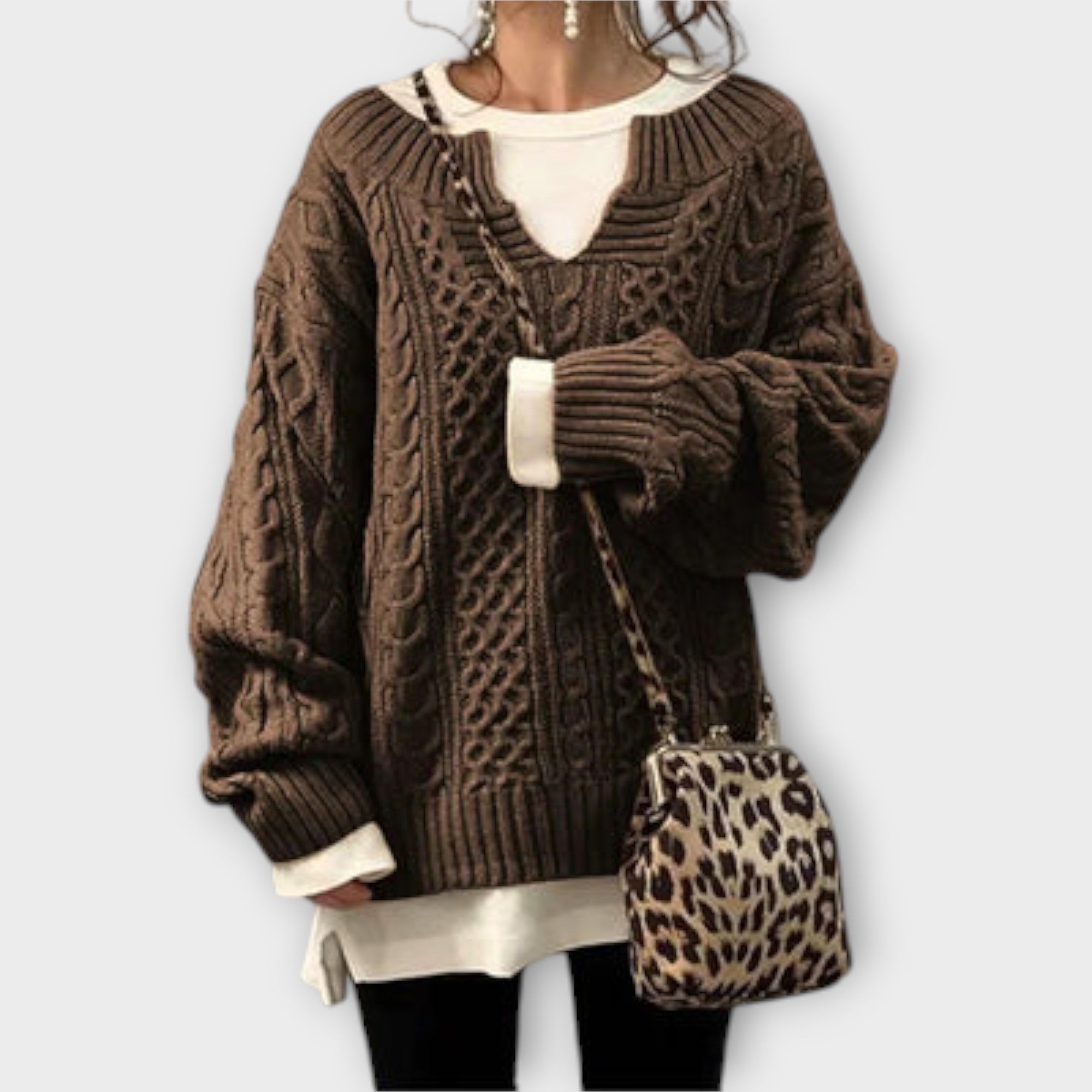 Aurora - Übergroßer Strickpullover mit Zopfmuster