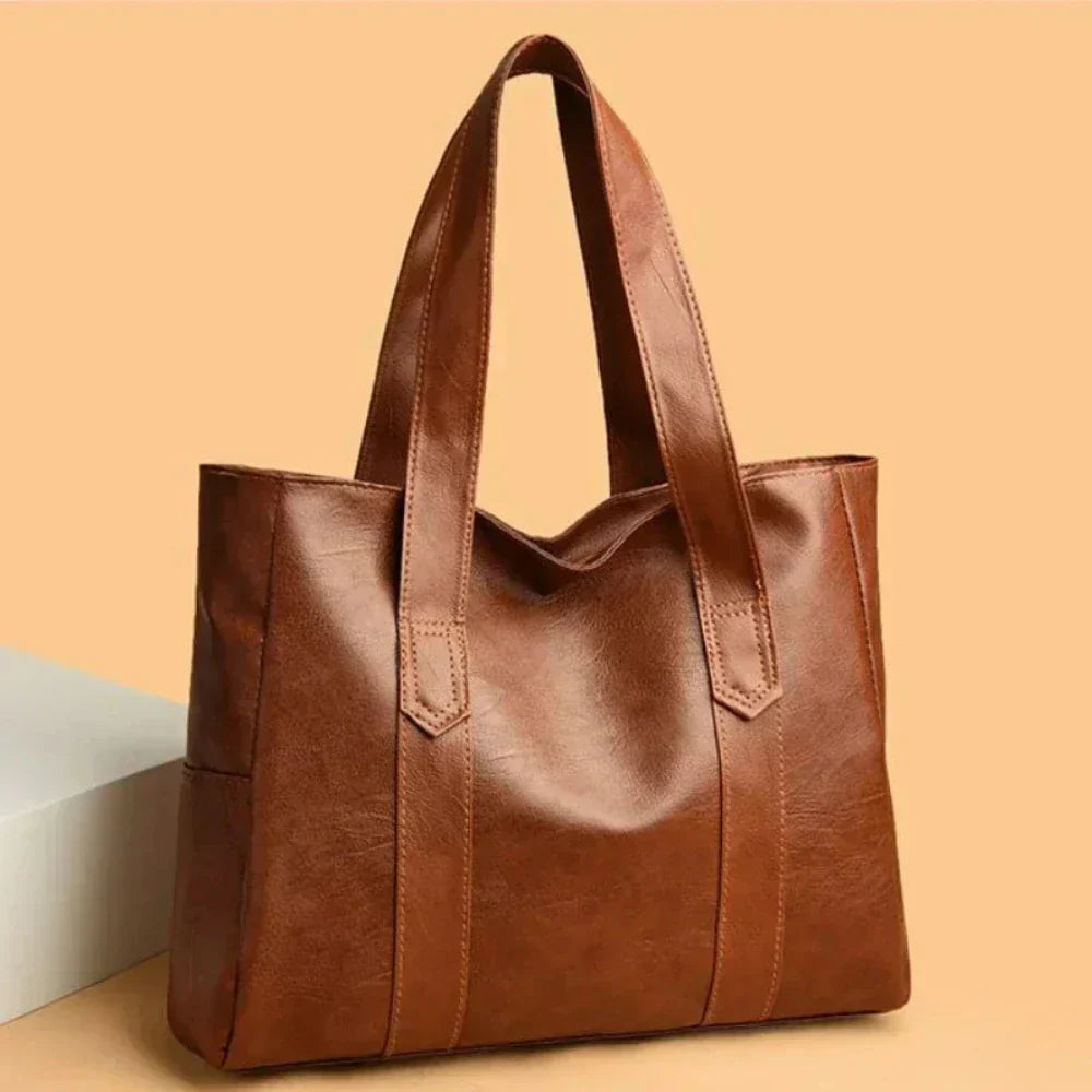 Nora | Luxuriöse, minimalistische Schultertasche