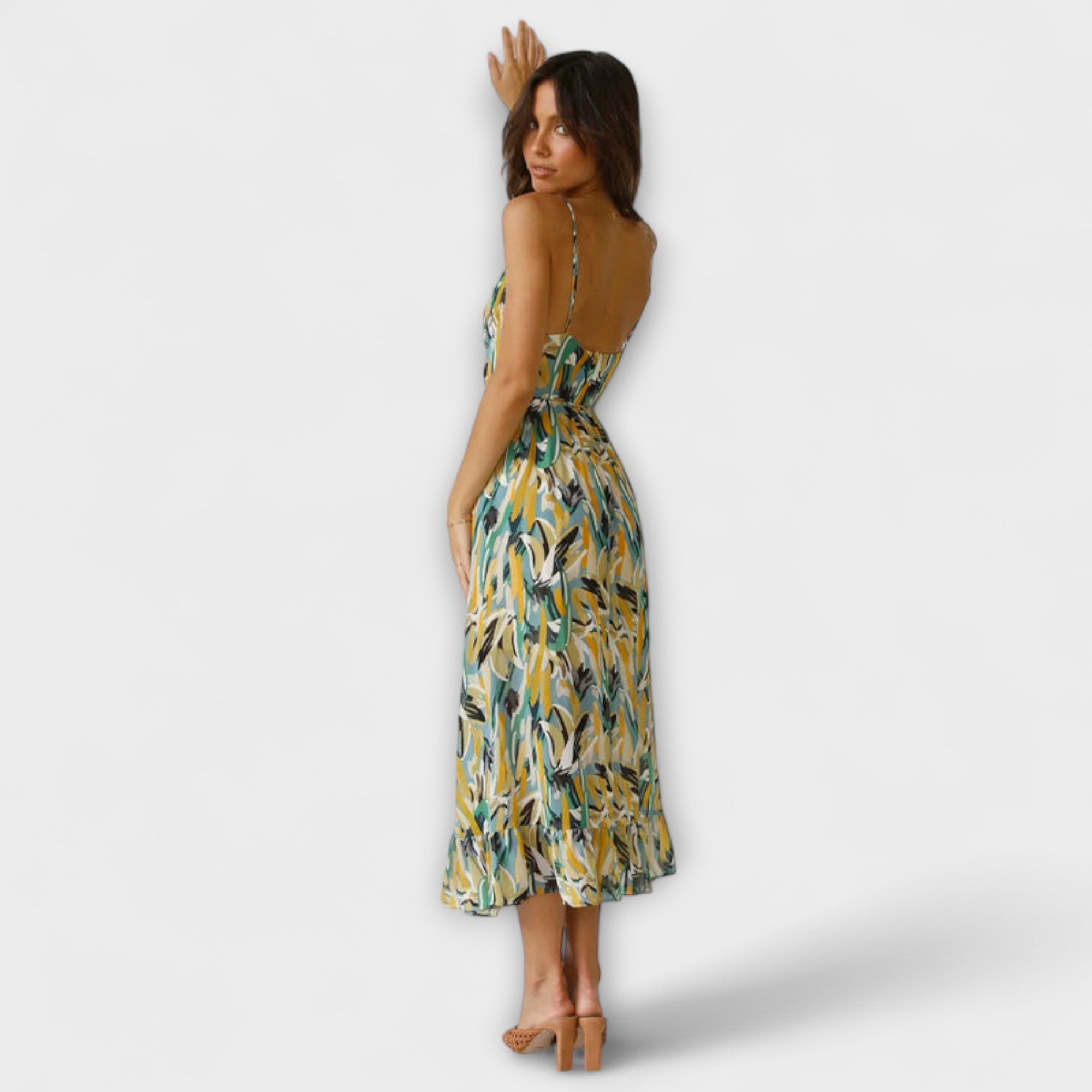 The product title remains unchanged: "Thekla - Elegantes Sommerkleid".
