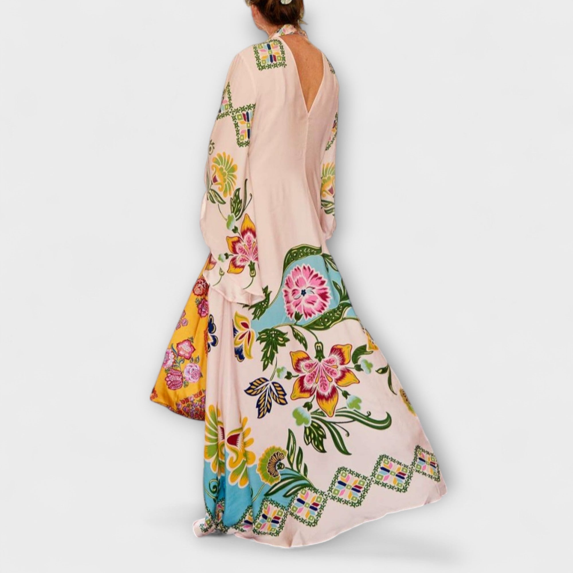 Aurora - Elegantes Maxikleid mit floralem Druck und fließendem Design