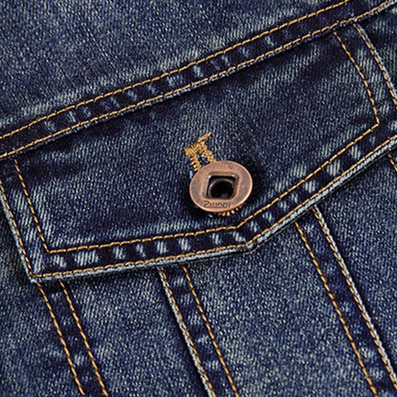 Geknöpfte Jacke mit Revers für Herren
