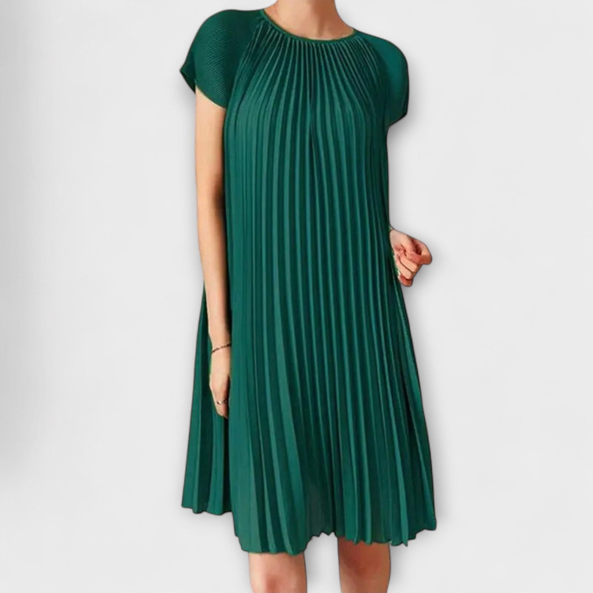 The product title remains unchanged: "Elegantes Plisseekleid".